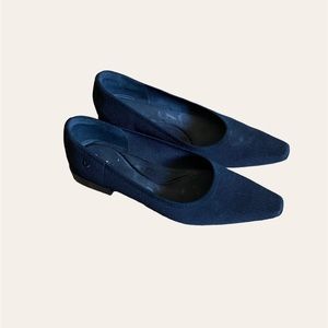 Vivaia Shoes Vivaia Small Square Toe Heel Minnie Pro Poshmark